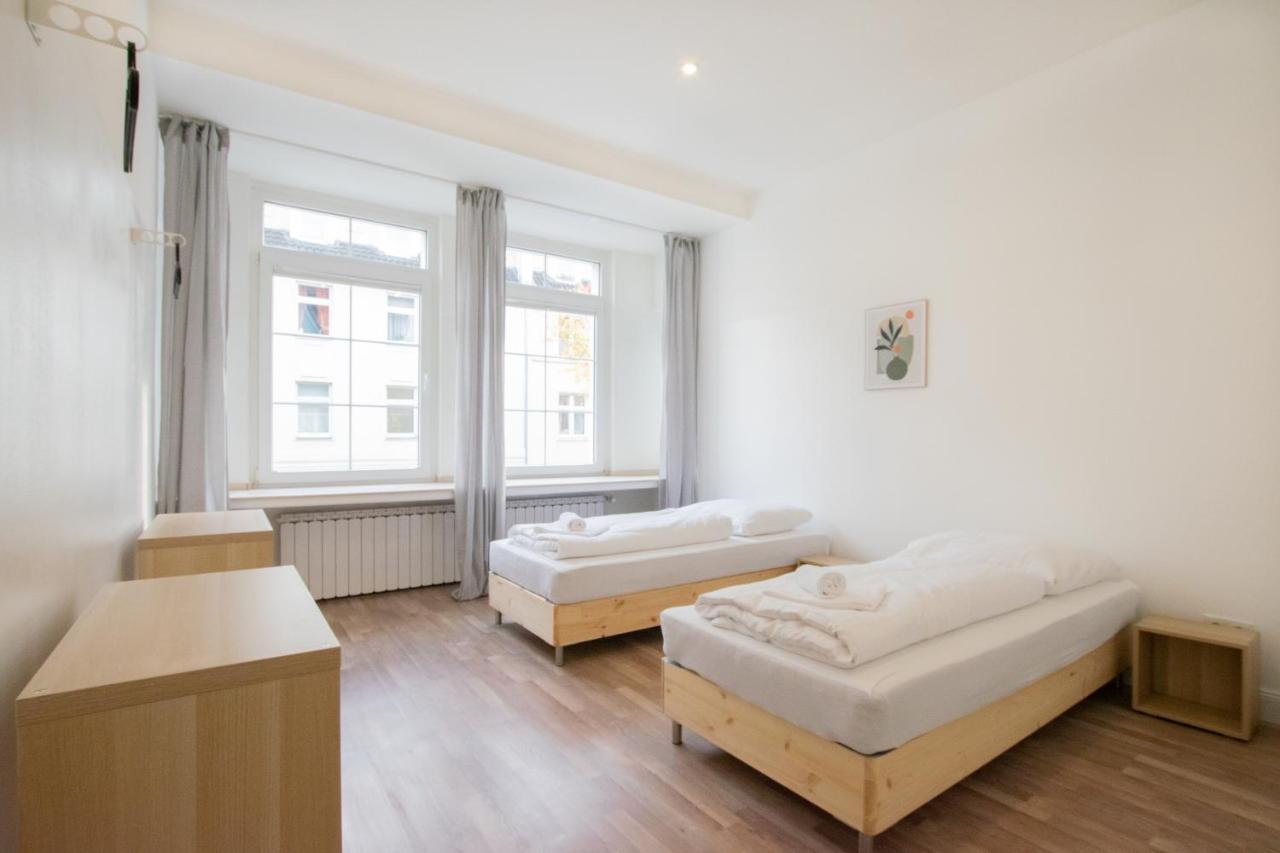 Raj Living - 1 Or 3 Room Apartments - 20 Min Messe Dus And Old Town Dus 뒤셀도르프 외부 사진
