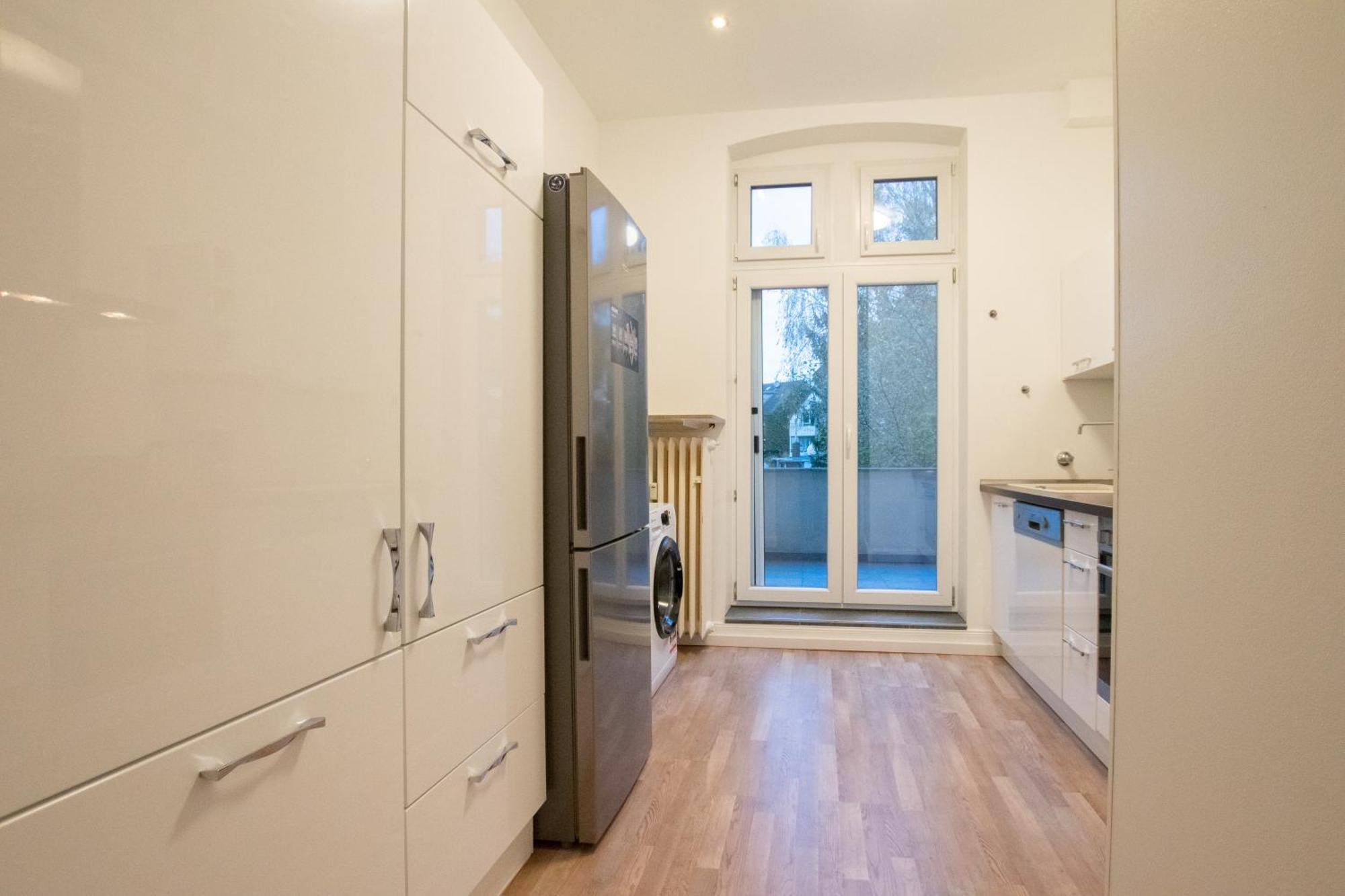 Raj Living - 1 Or 3 Room Apartments - 20 Min Messe Dus And Old Town Dus 뒤셀도르프 외부 사진
