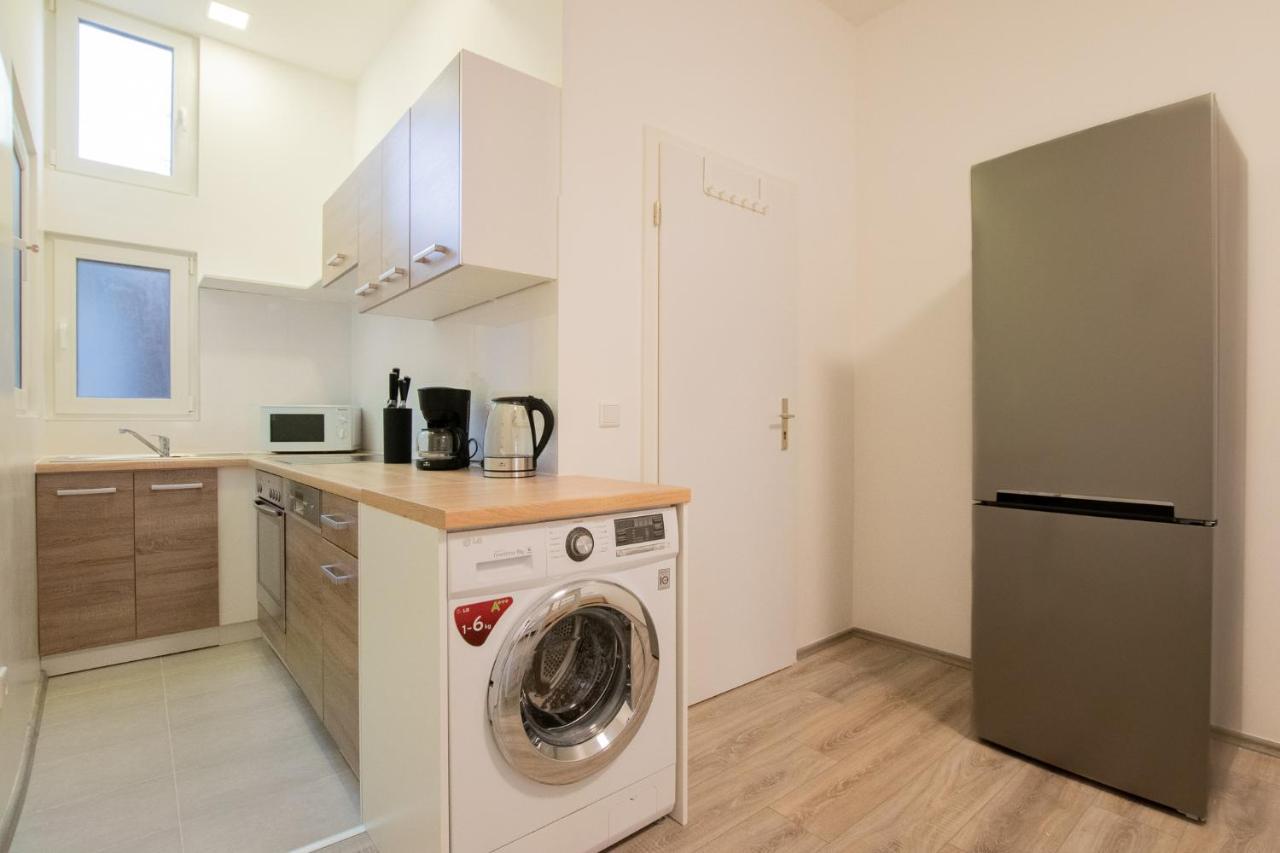 Raj Living - 1 Or 3 Room Apartments - 20 Min Messe Dus And Old Town Dus 뒤셀도르프 외부 사진