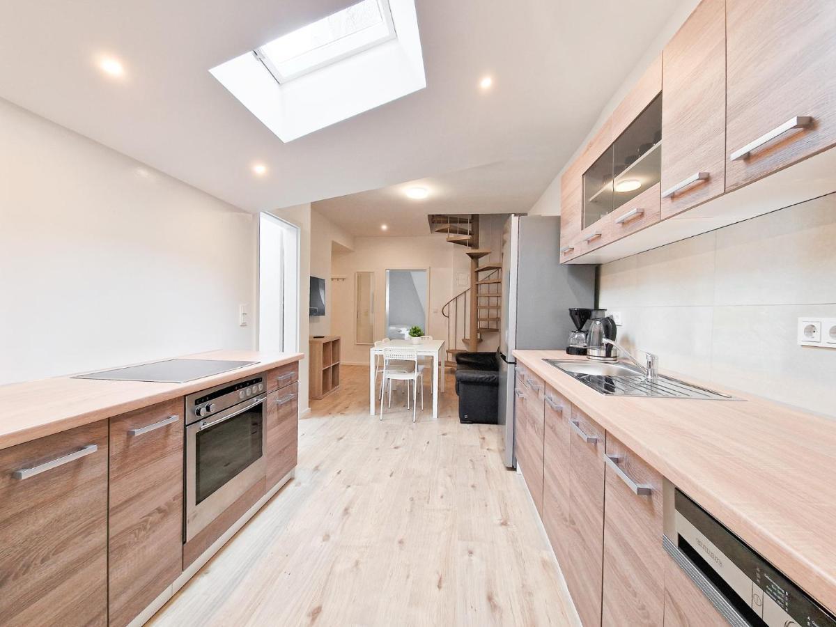 Raj Living - 1 Or 3 Room Apartments - 20 Min Messe Dus And Old Town Dus 뒤셀도르프 외부 사진