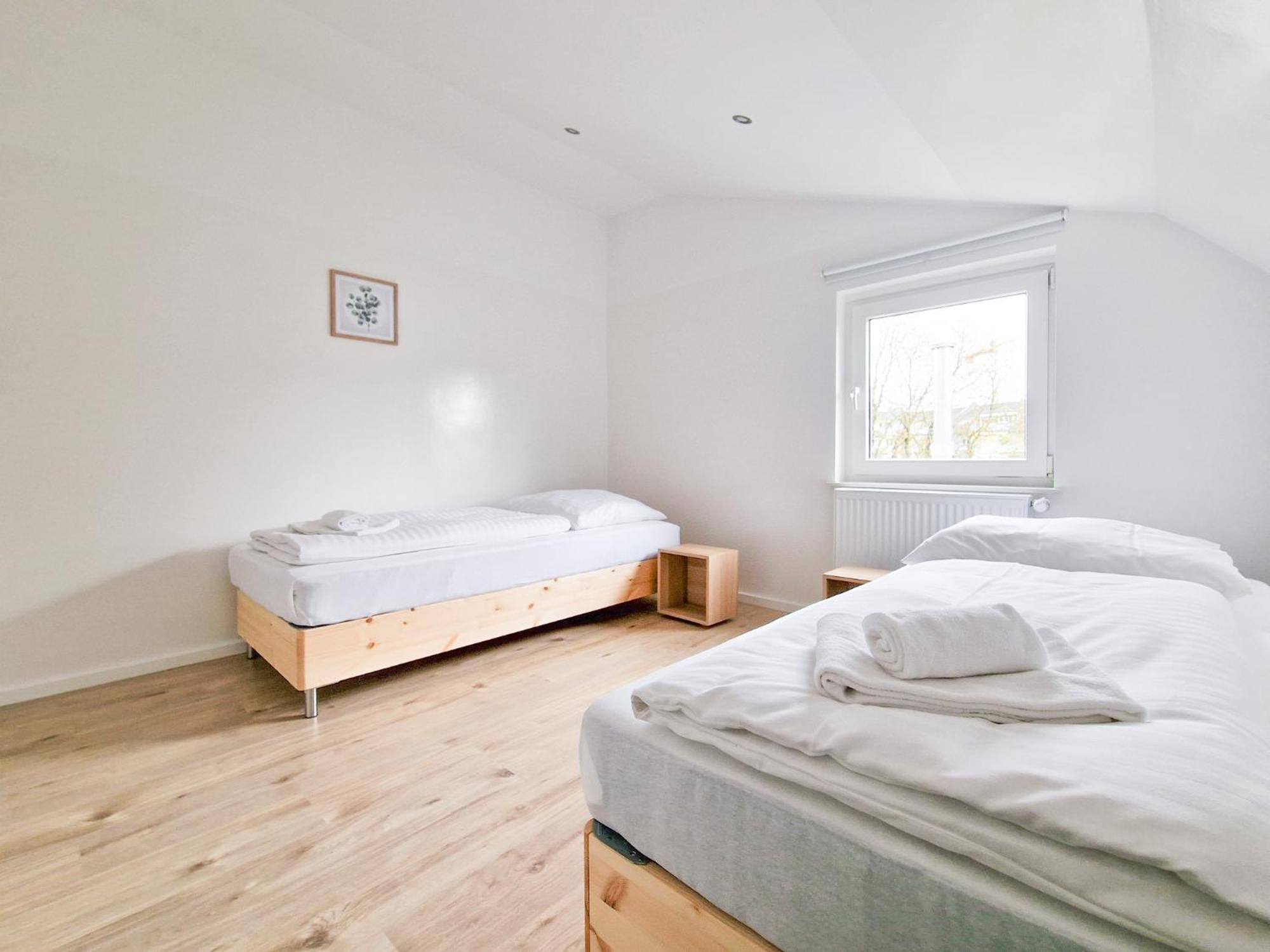 Raj Living - 1 Or 3 Room Apartments - 20 Min Messe Dus And Old Town Dus 뒤셀도르프 외부 사진
