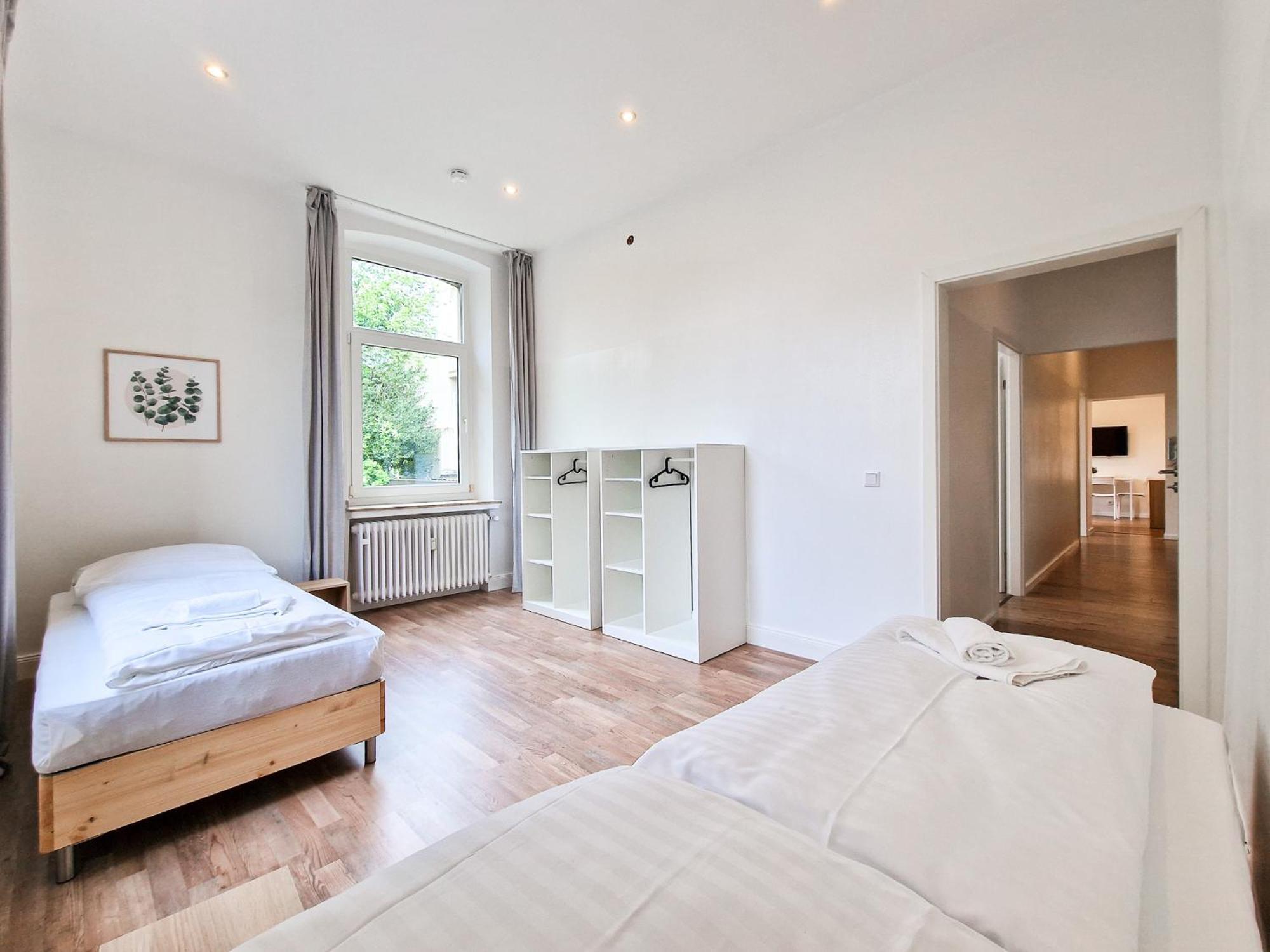 Raj Living - 1 Or 3 Room Apartments - 20 Min Messe Dus And Old Town Dus 뒤셀도르프 외부 사진